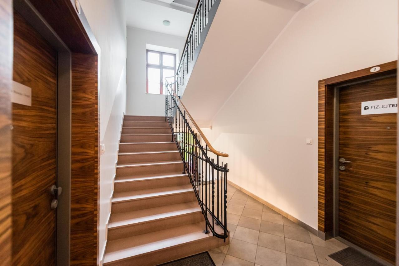 Green Garden Podgorze Apartment Wawelofts Cracovie Extérieur photo