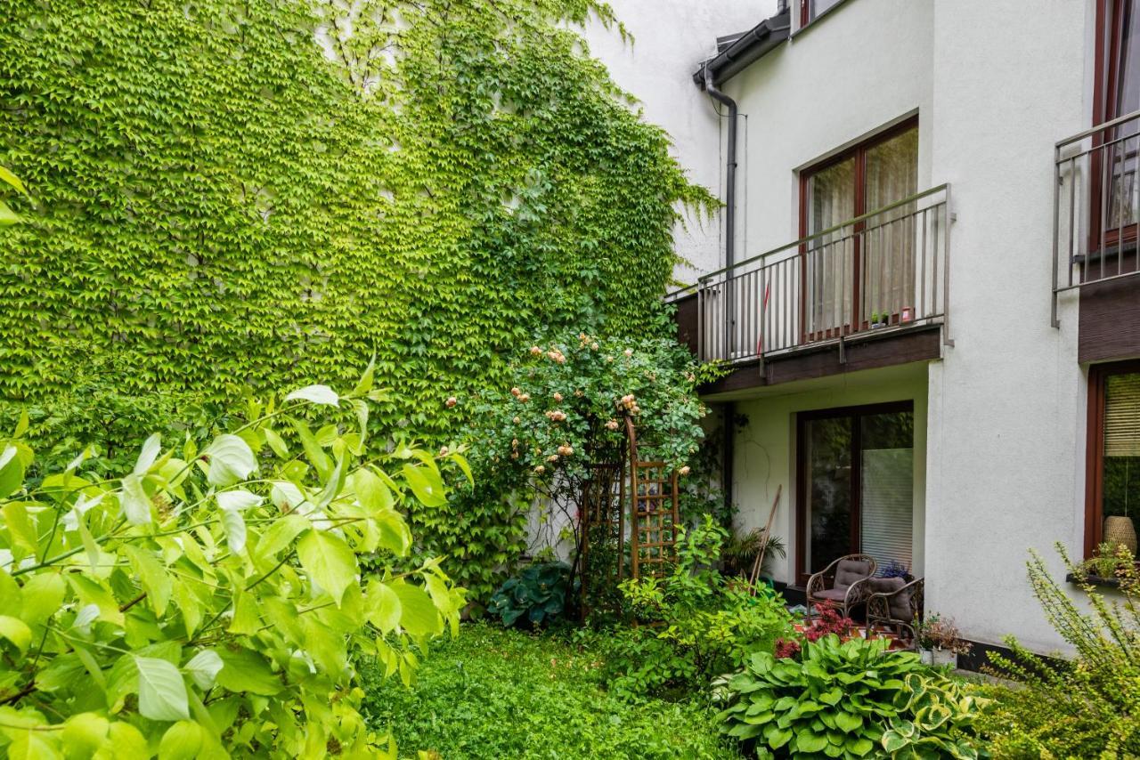 Green Garden Podgorze Apartment Wawelofts Cracovie Extérieur photo